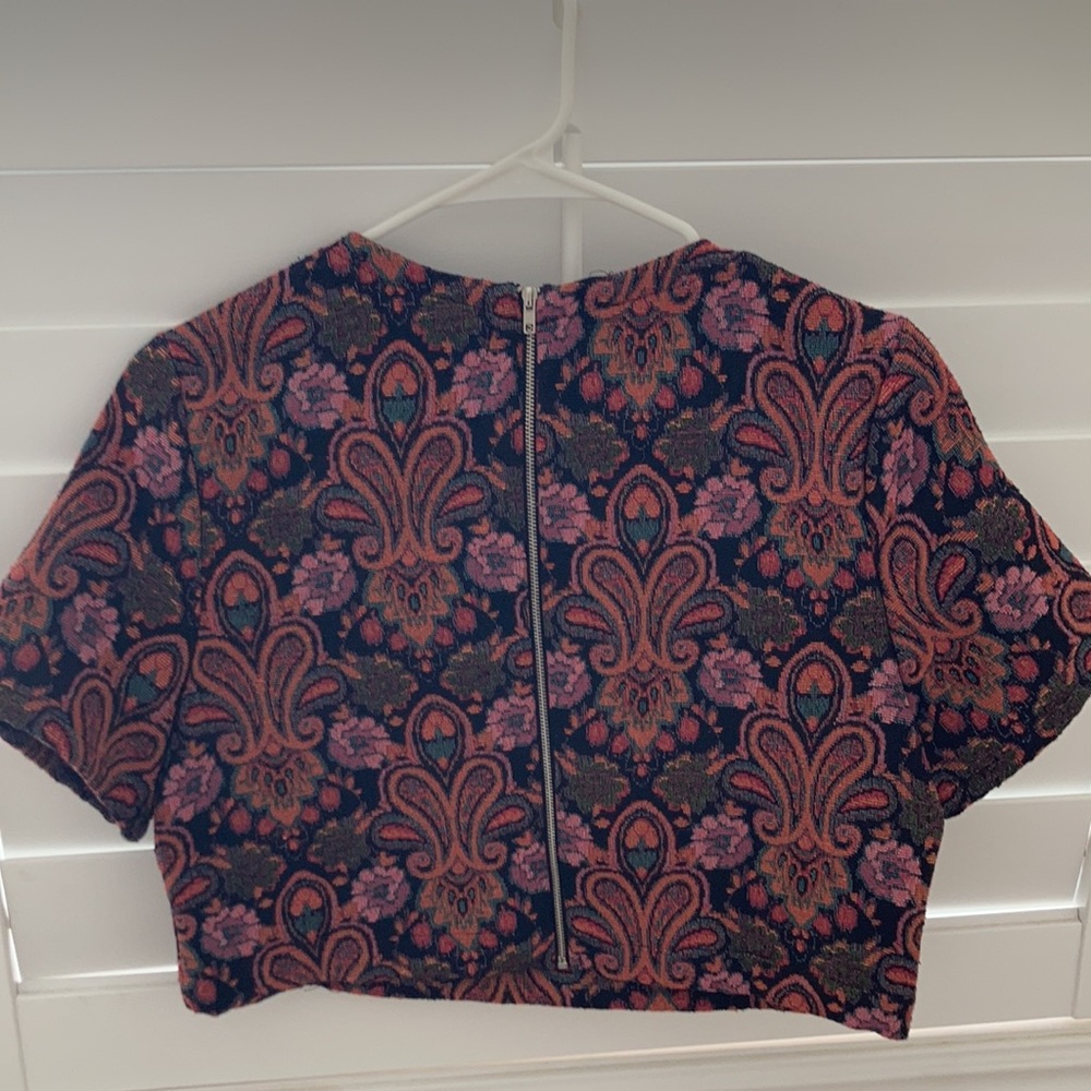Shirt - Picture 2 of 3